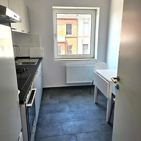 Elisabethstrasse 3 Og Links 3 Zi Appartement