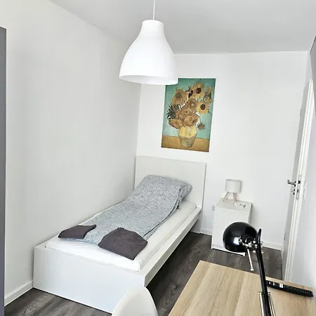 Elisabethstrasse 3 Og Links 3 Zi Appartement